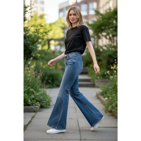 Urban Outfitters BDG Mid Rise Wide Leg Jeans Lace Up Denim Sz 26 X 32 Y2K - Picture 1 of 16